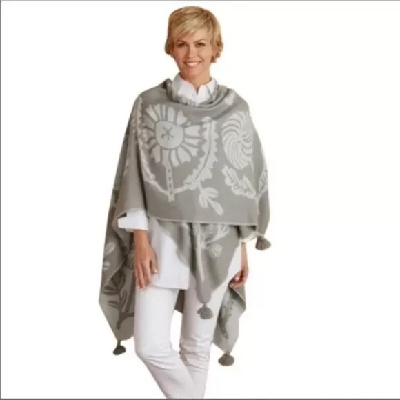 Soft Surroundings Sweaters - Soft Surroundings Heavenly Soft Frosted Cape Poncho In gray ONE SIZE